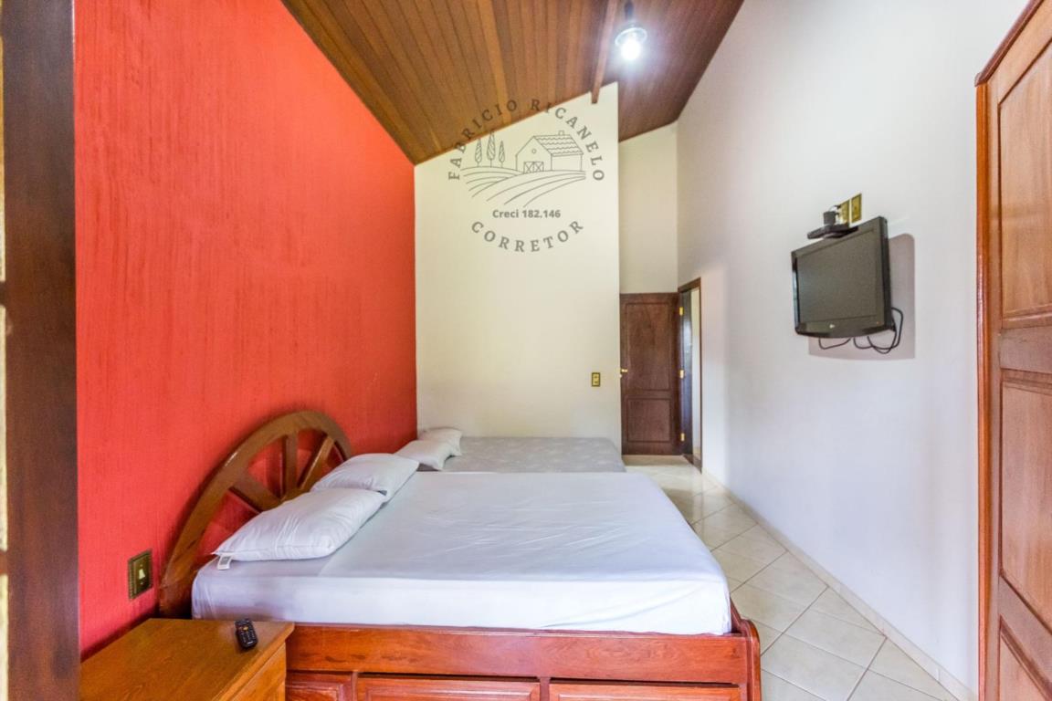 Fazenda à venda com 6 quartos, 1500m² - Foto 13