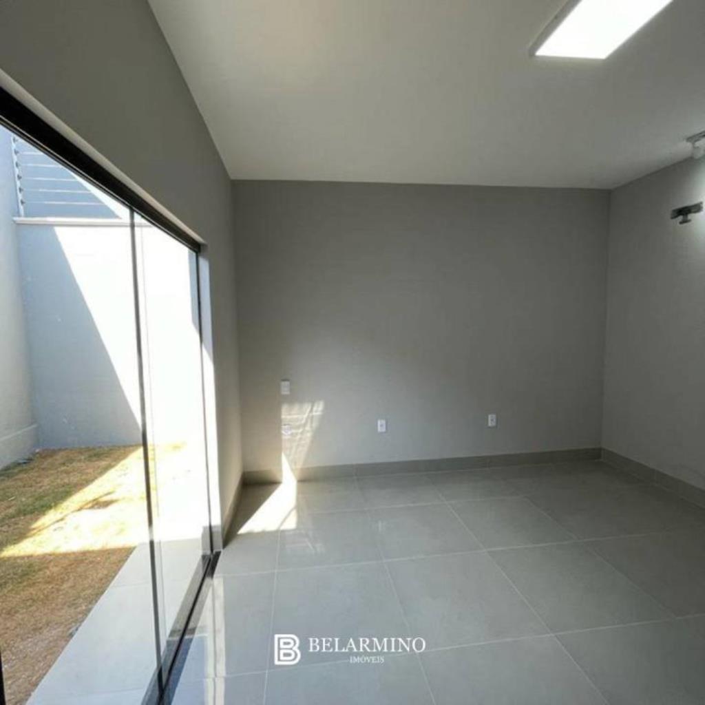 Casa à venda com 3 quartos, 180m² - Foto 8