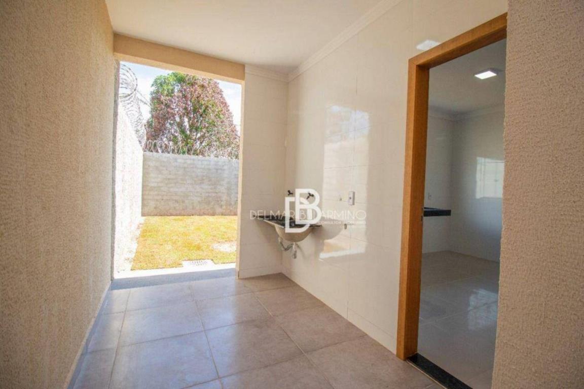 Casa à venda com 3 quartos, 195m² - Foto 4