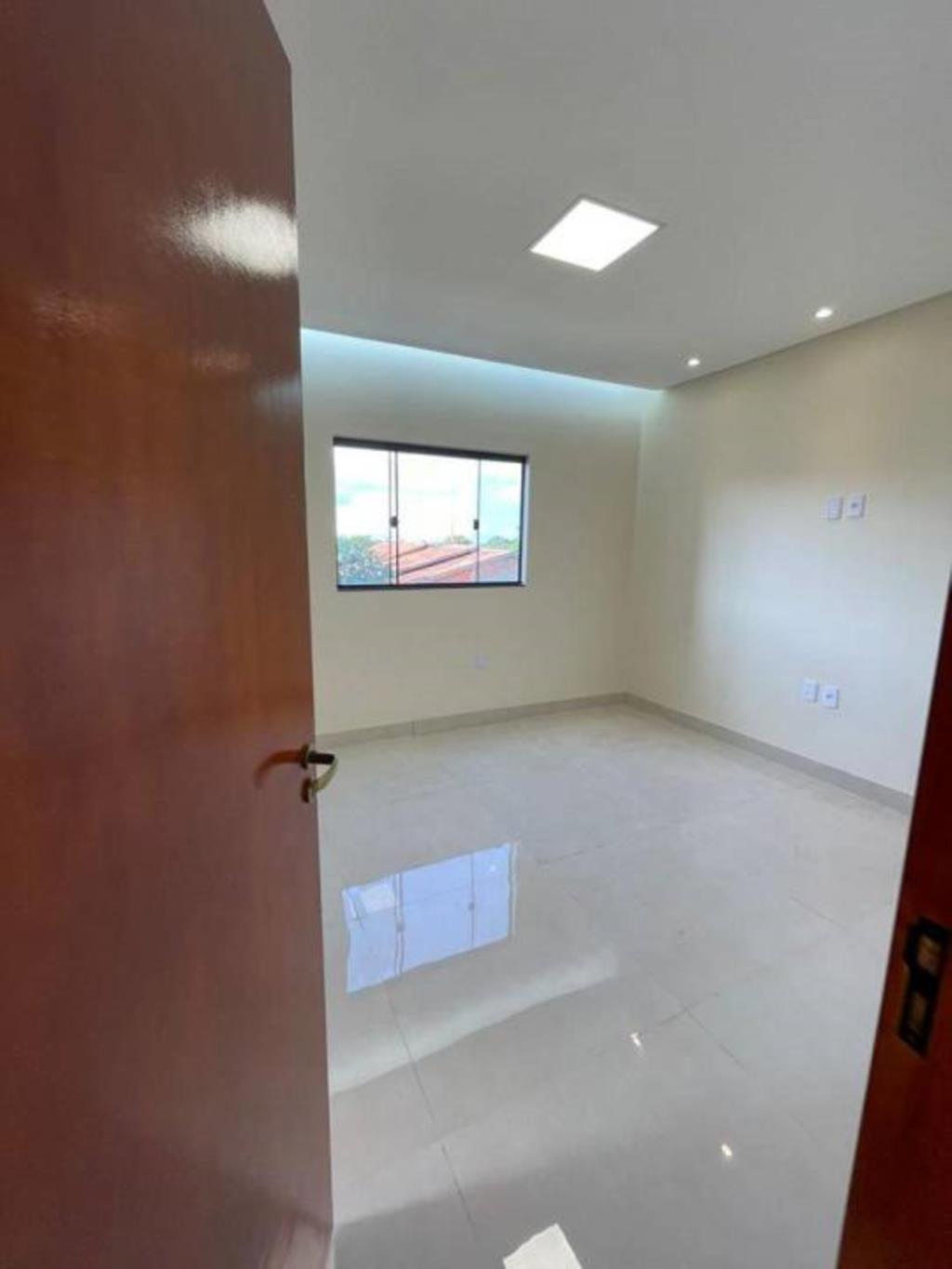 Casa de Condomínio à venda com 4 quartos, 214m² - Foto 4