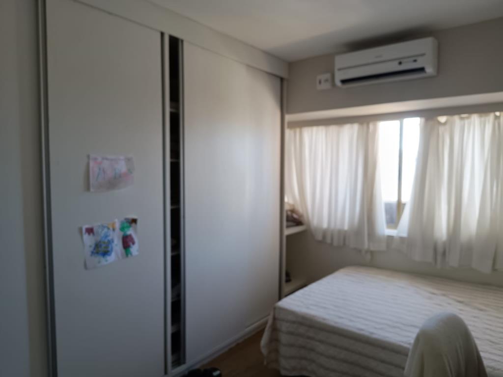 Apartamento à venda com 3 quartos - Foto 8