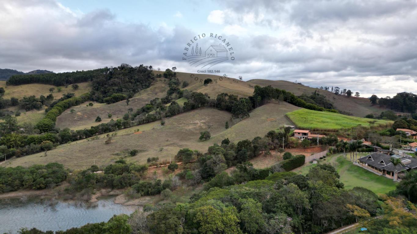 Fazenda à venda com 7 quartos, 9500m² - Foto 3