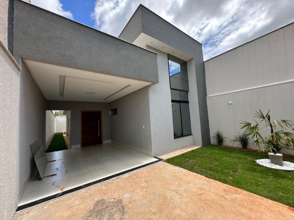 Casa à venda com 3 quartos, 140m² - Foto 1