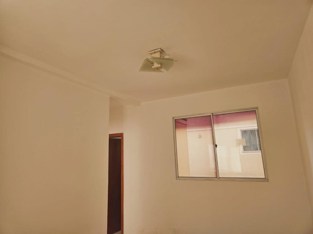 Apartamento à venda com 2 quartos, 44m² - Foto 3