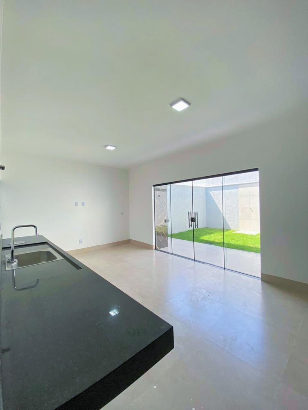 Casa à venda com 3 quartos, 180m² - Foto 11