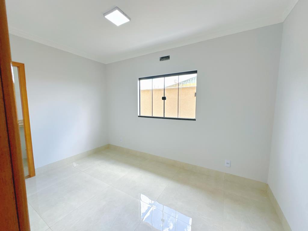 Casa à venda com 3 quartos, 236m² - Foto 8