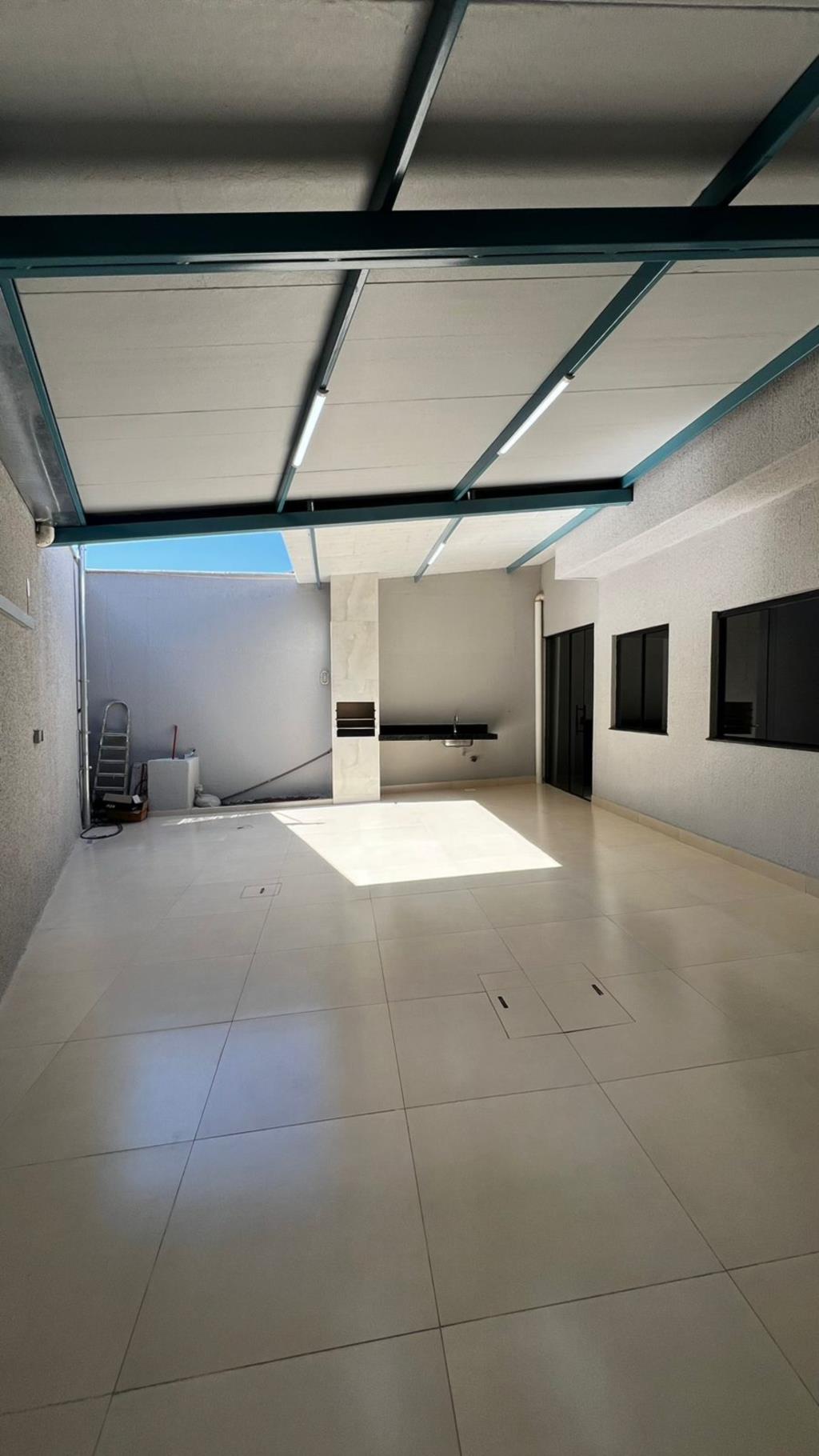 Casa à venda com 2 quartos, 160m² - Foto 4