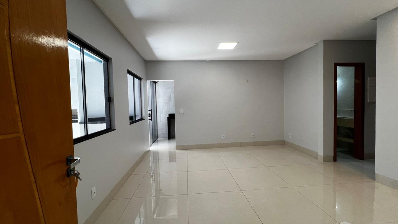 Casa à venda com 2 quartos, 160m² - Foto 3