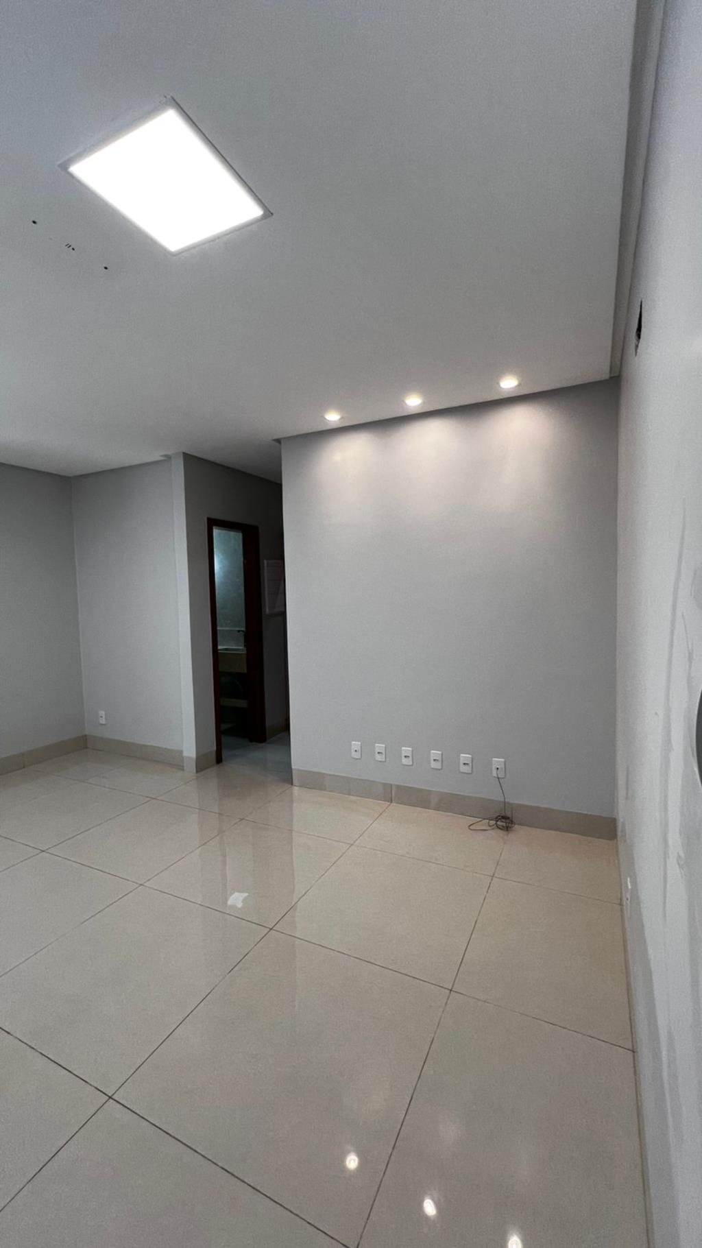 Casa à venda com 2 quartos, 160m² - Foto 2