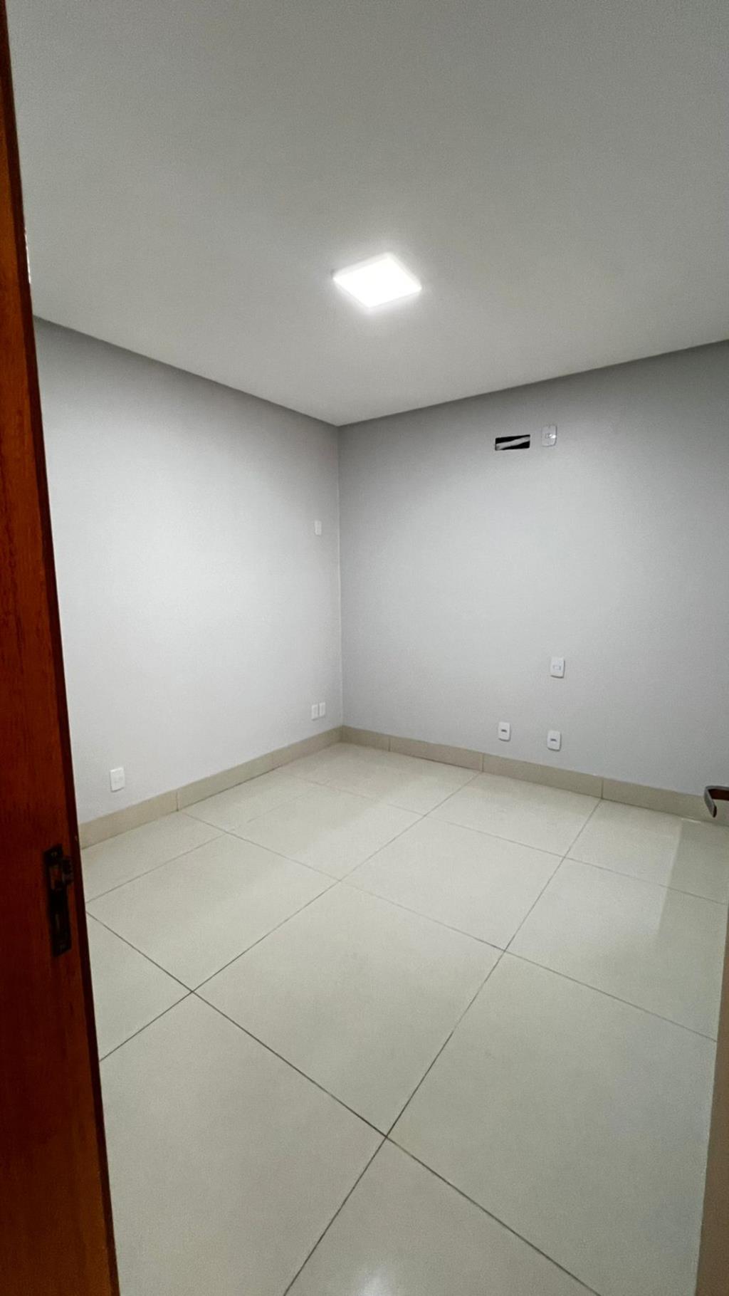 Casa à venda com 2 quartos, 160m² - Foto 14