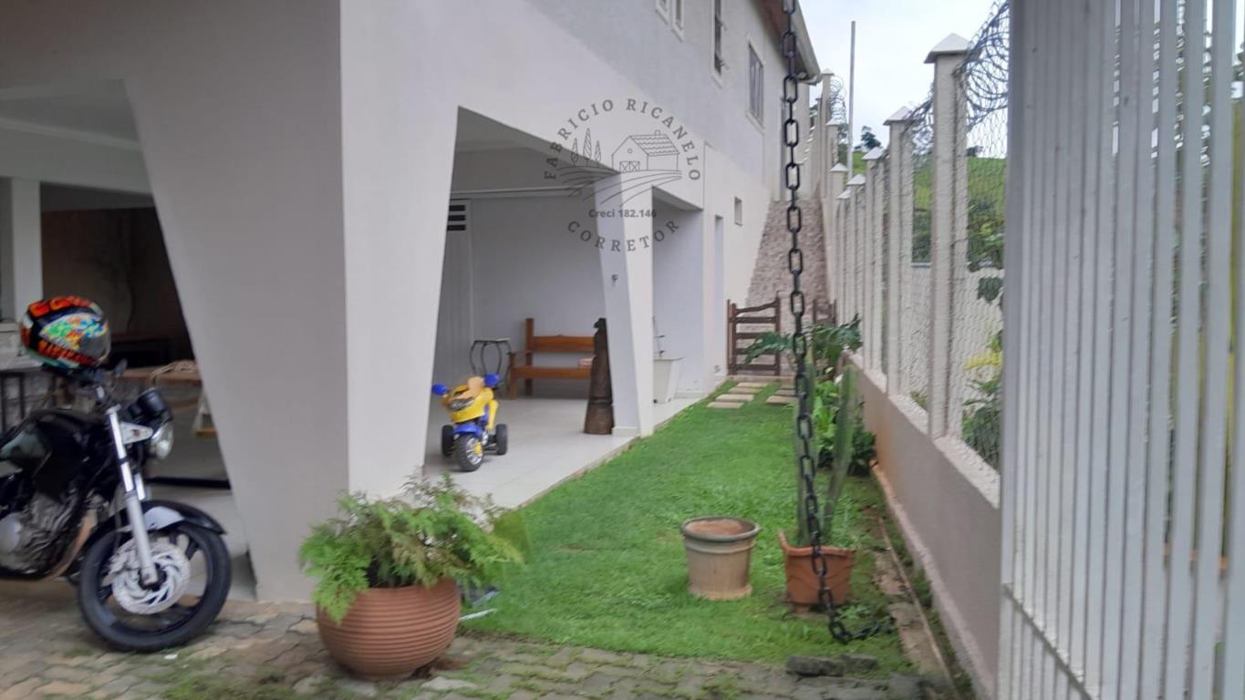 Chácara à venda com 7 quartos, 1726m² - Foto 15