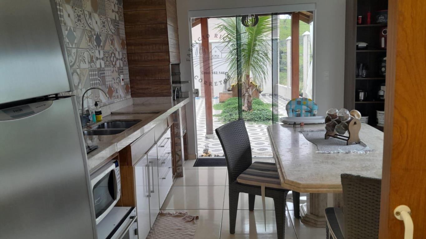 Chácara à venda com 7 quartos, 1726m² - Foto 23