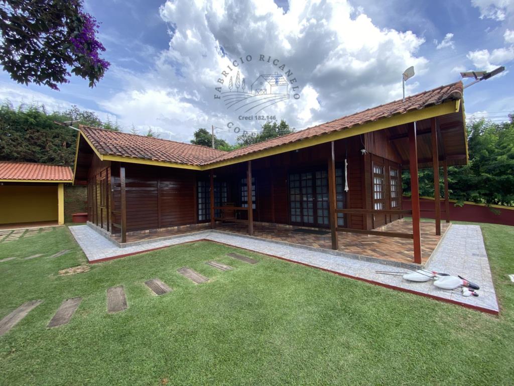 Fazenda à venda com 7 quartos, 2804m² - Foto 2