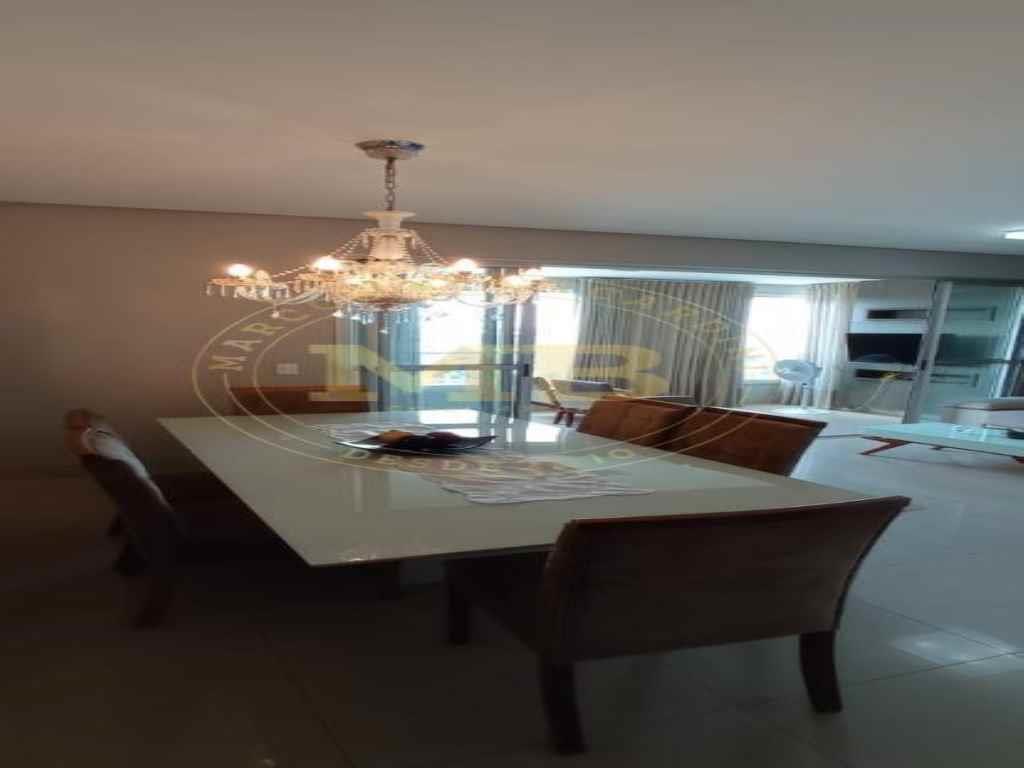 Apartamento à venda com 3 quartos, 134m² - Foto 4