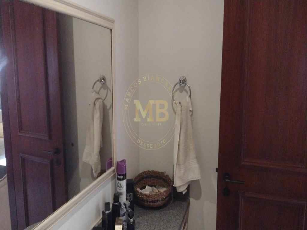 Apartamento à venda com 4 quartos, 234m² - Foto 2