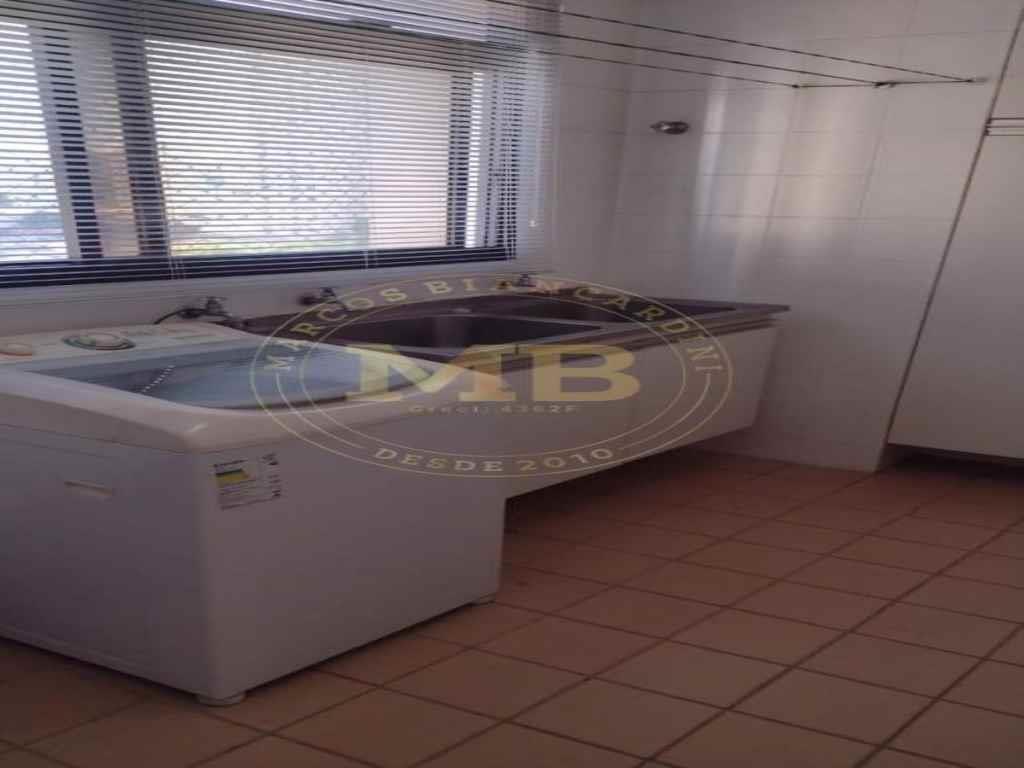 Apartamento à venda com 4 quartos, 234m² - Foto 29