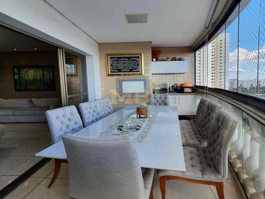 Apartamento à venda com 3 quartos, 138m² - Foto 5