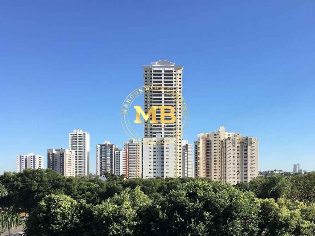 Apartamento à venda com 4 quartos, 362m² - Foto 2