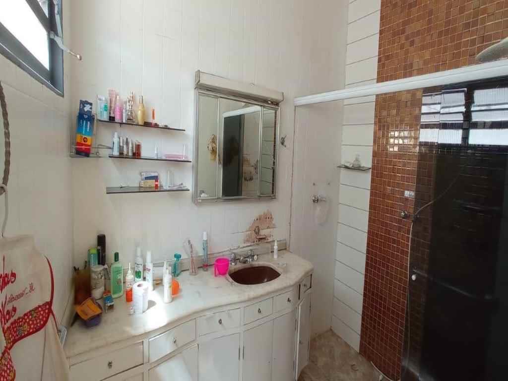 Casa à venda com 3 quartos, 1088m² - Foto 17