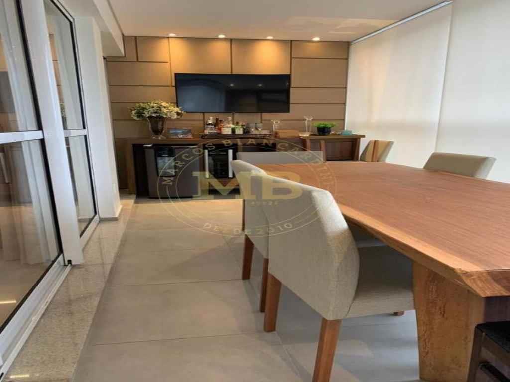 Apartamento à venda com 3 quartos, 144m² - Foto 8