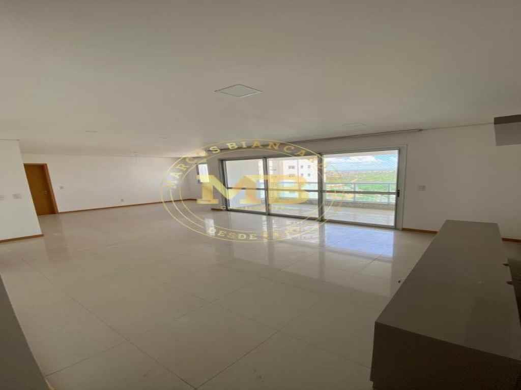 Apartamento à venda com 3 quartos, 156m² - Foto 2