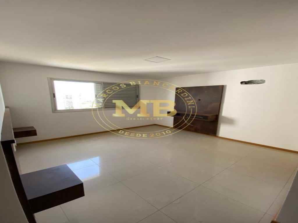 Apartamento à venda com 3 quartos, 156m² - Foto 7