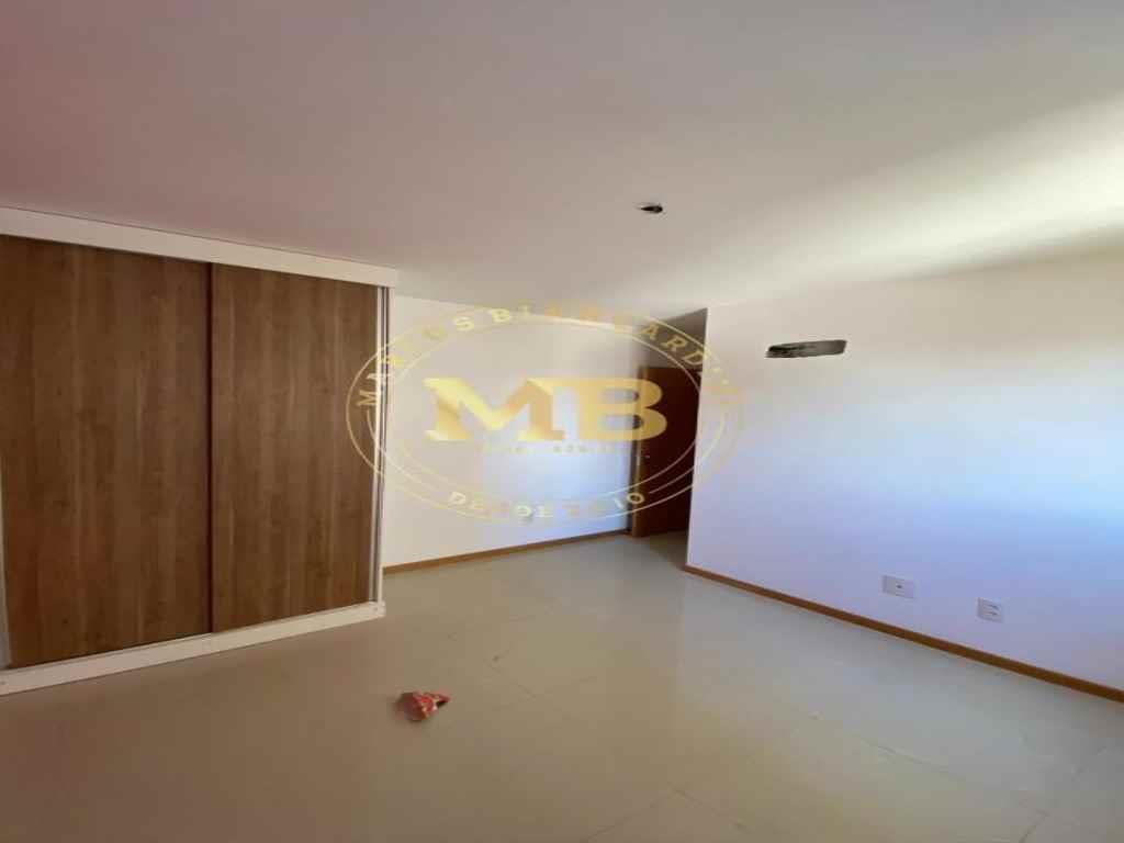 Apartamento à venda com 3 quartos, 156m² - Foto 11