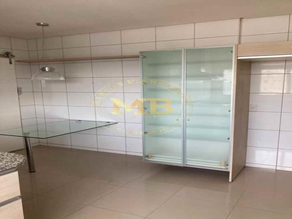 Apartamento à venda com 4 quartos, 260m² - Foto 17