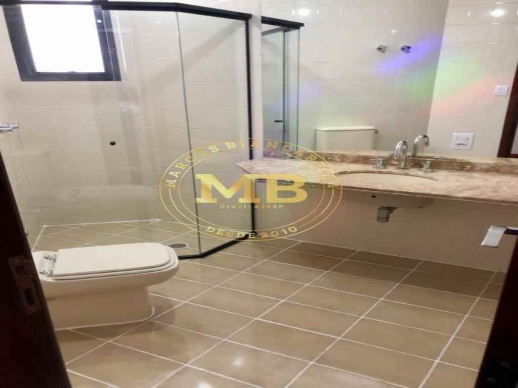 Apartamento à venda com 3 quartos, 180m² - Foto 8