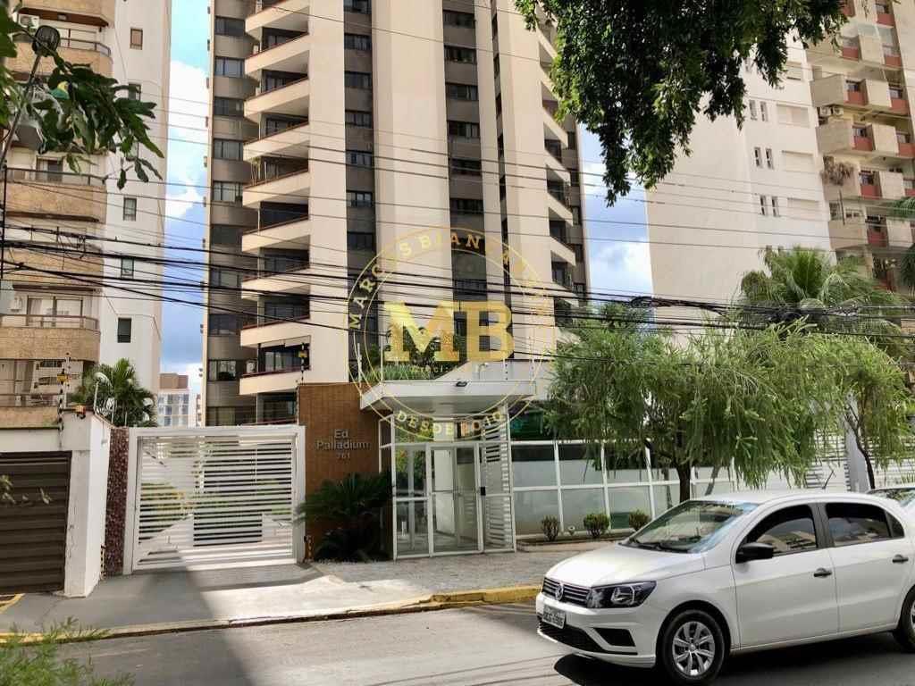 Apartamento à venda com 3 quartos, 180m² - Foto 19