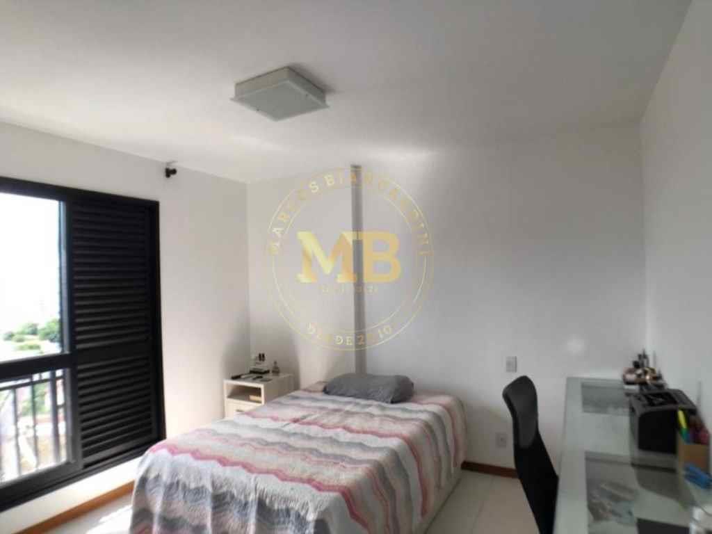 Apartamento à venda com 3 quartos, 215m² - Foto 10