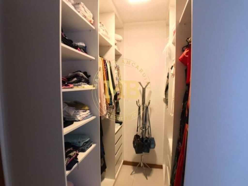 Apartamento à venda com 3 quartos, 215m² - Foto 12