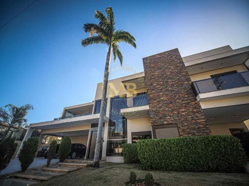 Casa de Condomínio à venda com 5 quartos, 900m² - Foto 2