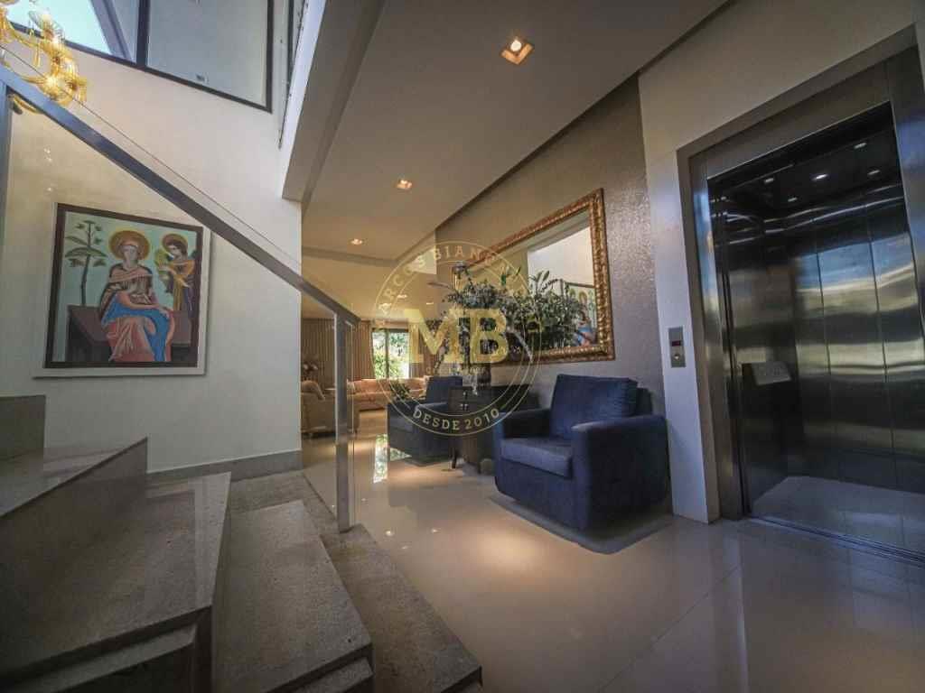 Casa de Condomínio à venda com 5 quartos, 900m² - Foto 5