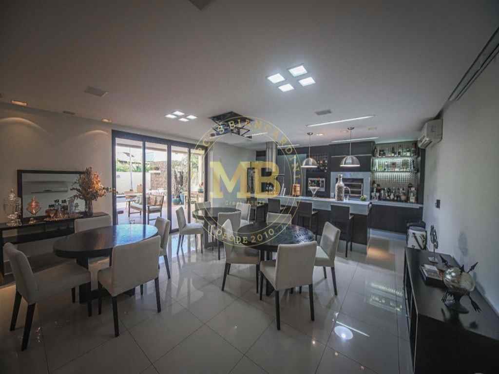 Casa de Condomínio à venda com 5 quartos, 900m² - Foto 17