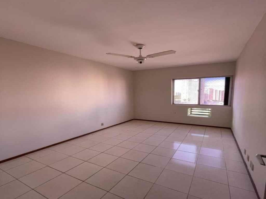 Apartamento à venda com 3 quartos, 95m² - Foto 12